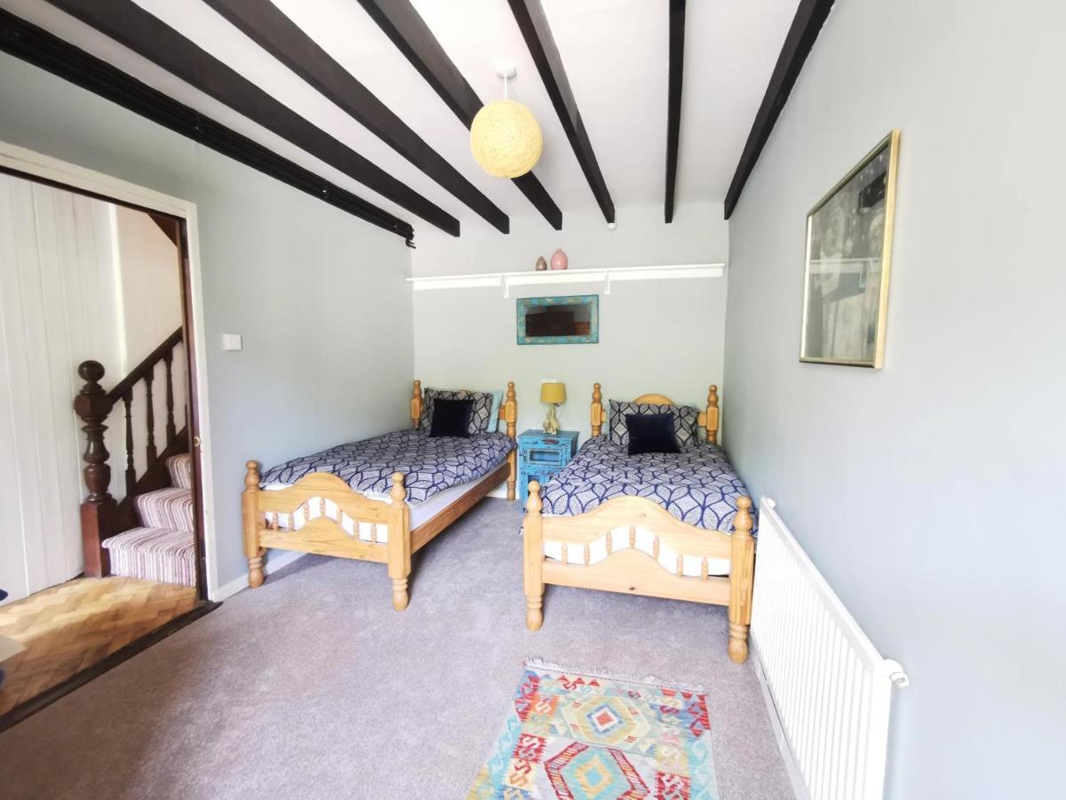 Wellstone Cottages - Jasmine Llanfyrnach Экстерьер фото