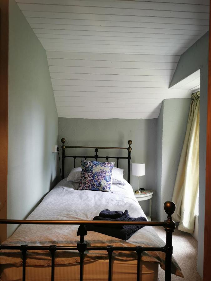 Wellstone Cottages - Jasmine Llanfyrnach Экстерьер фото